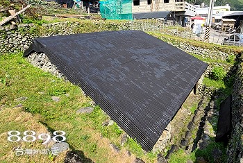 蘭嶼地下屋．蘭嶼地下屋解說