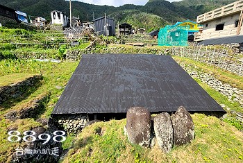 蘭嶼地下屋．蘭嶼地下屋解說
